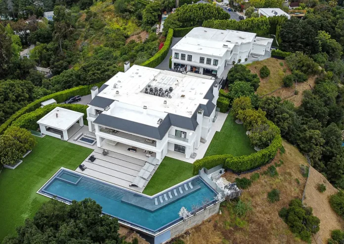 Jennifer Lopez and Ben Affleck former home
